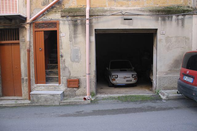 Image No.29-3 Bed Townhouse for sale