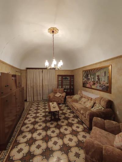 Image No.13-3 Bed Townhouse for sale