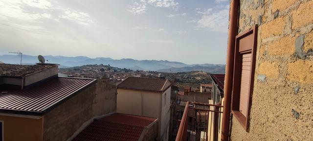 Image No.2-3 Bed Townhouse for sale