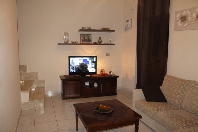 Image No.25-3 Bed Townhouse for sale