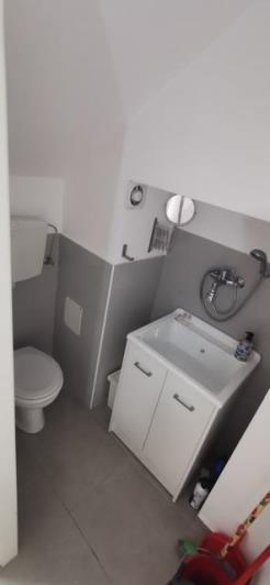 Image No.19-1 Bed House for sale