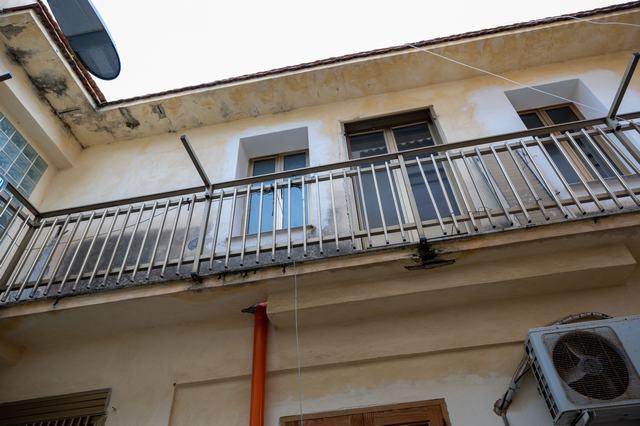 Image No.29-2 Bed Townhouse for sale