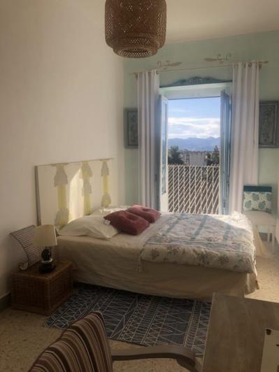 Image No.7-2 Bed Townhouse for sale