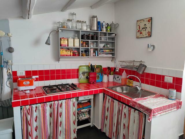 Image No.11-2 Bed Townhouse for sale