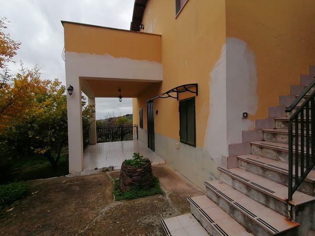 Image No.9-3 Bed Villa for sale