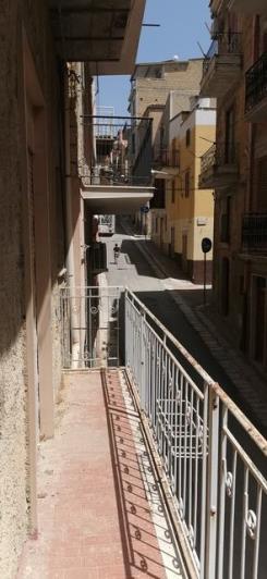 Image No.13-3 Bed Townhouse for sale