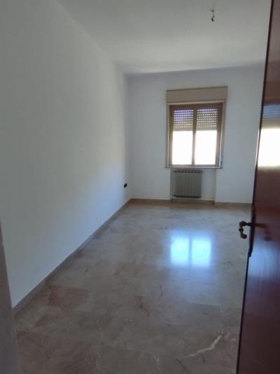Image No.2-3 Bed House/Villa for sale