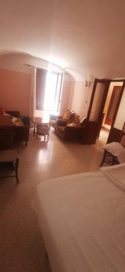 Image No.29-3 Bed Townhouse for sale