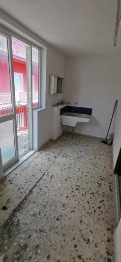 Image No.6-2 Bed Townhouse for sale