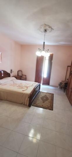 Image No.15-2 Bed Townhouse for sale