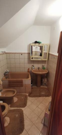 Image No.38-2 Bed Townhouse for sale