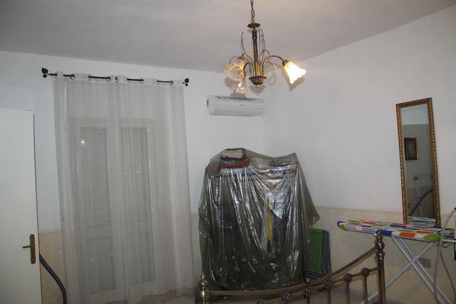 Image No.10-2 Bed House for sale