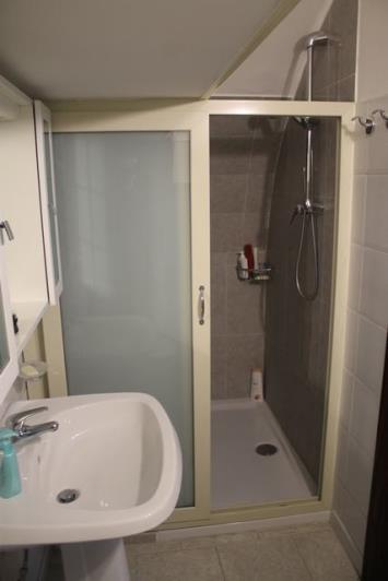 Image No.21-2 Bed House for sale