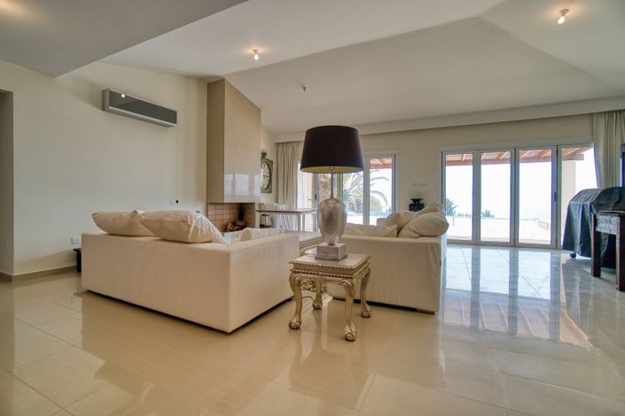 Image No.6-5 Bed Bungalow for sale