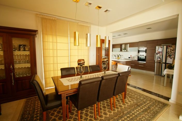 Image No.3-6 Bed Villa for sale