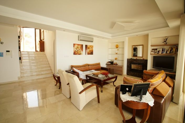 Image No.4-6 Bed Villa for sale