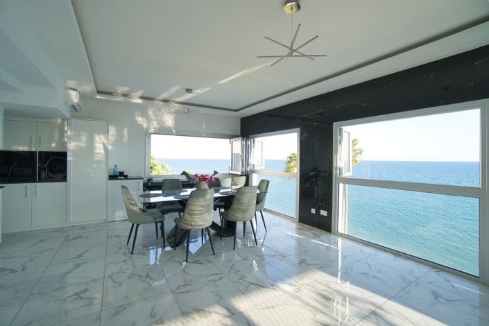 Image No.10-3 Bed Apartment for sale