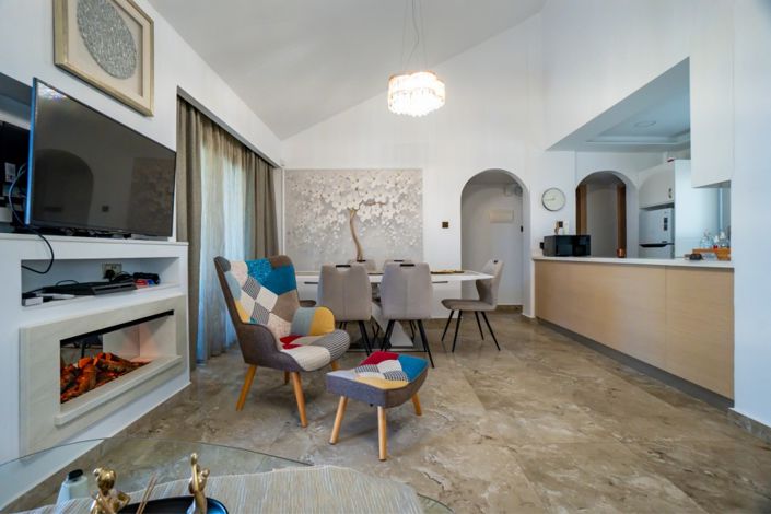 Image No.6-2 Bed Villa for sale