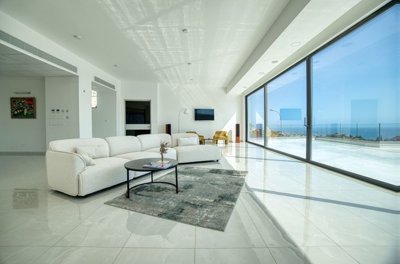 Detached Villa For Sale  in  Agios Tychonas