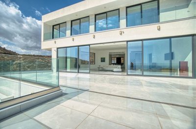 Detached Villa For Sale  in  Agios Tychonas