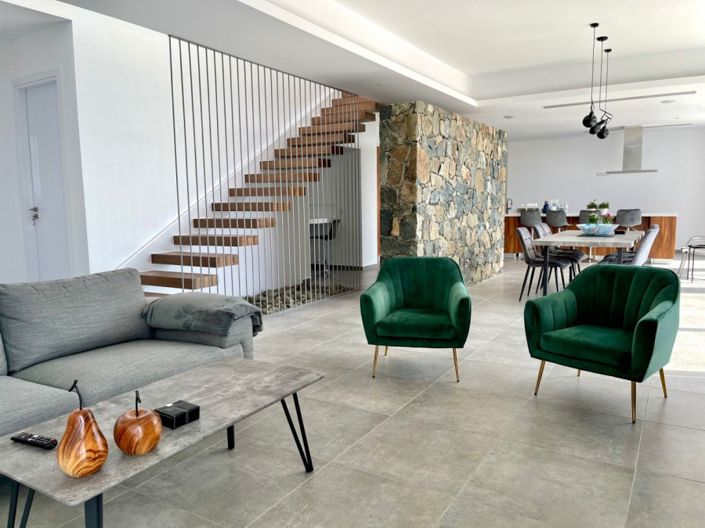 Image No.7-5 Bed Villa for sale