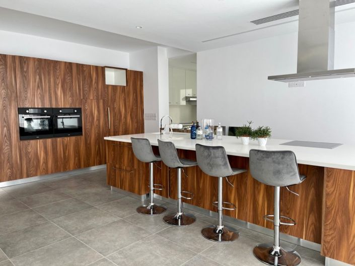 Image No.8-5 Bed Villa for sale