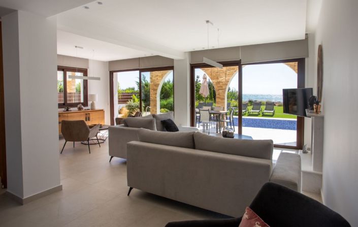 Image No.5-5 Bed Villa for sale