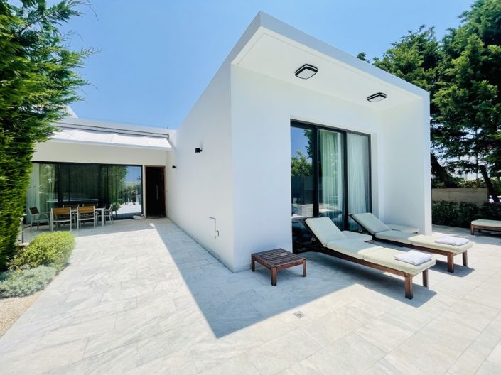 Image No.2-3 Bed Villa for sale