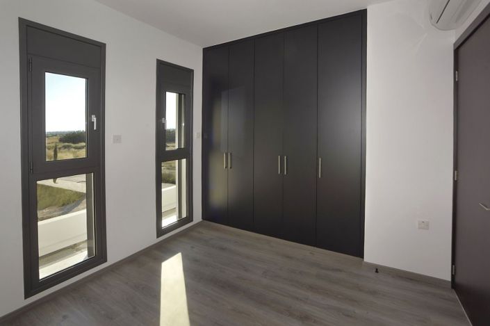 Image No.10-4 Bed Villa for sale