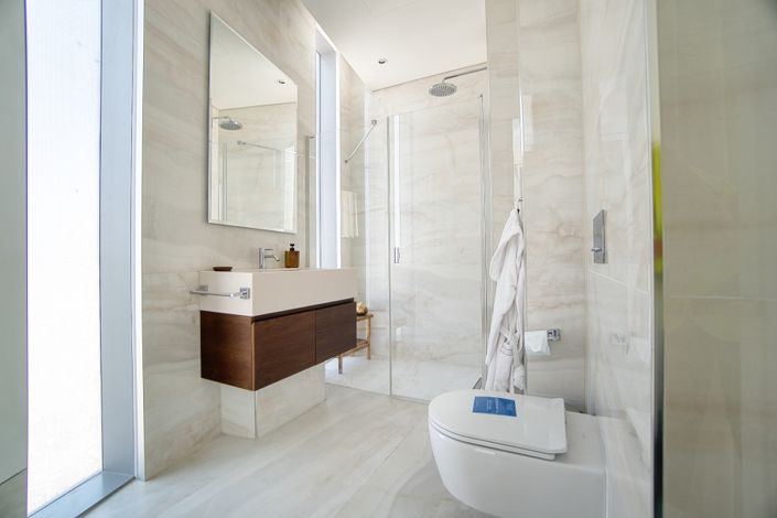 Image No.10-3 Bed Apartment for sale