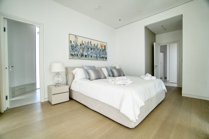 Image No.9-3 Bed Apartment for sale