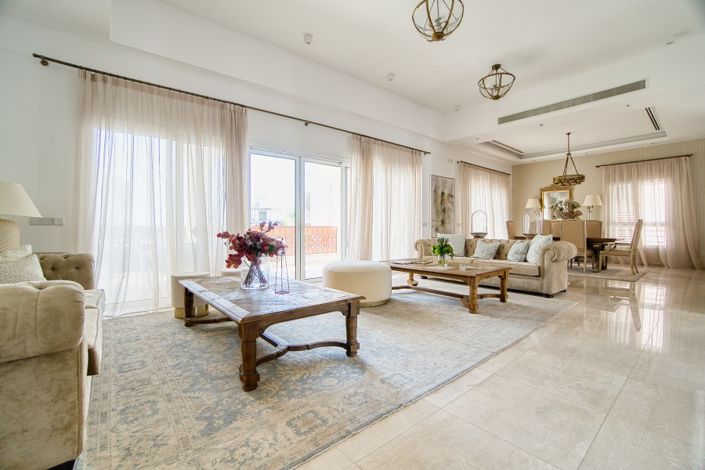 Image No.5-4 Bed Villa for sale