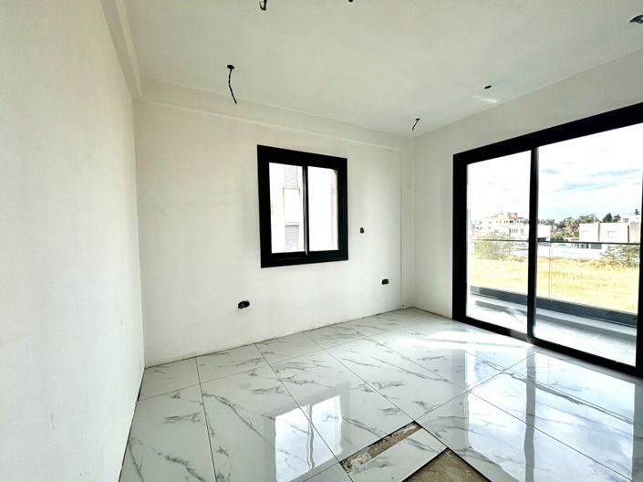 Image No.7-3 Bed Apartment for sale