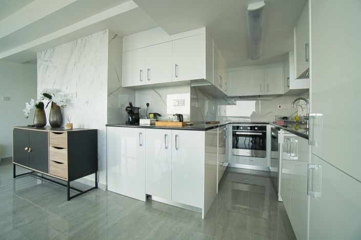 Image No.6-3 Bed Apartment for sale