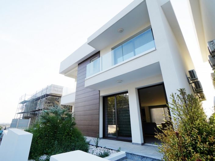 Image No.3-4 Bed Villa for sale