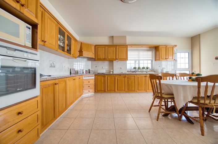 Image No.8-4 Bed Villa for sale