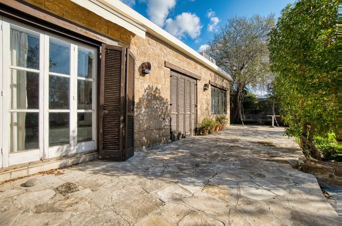 Image No.10-4 Bed Bungalow for sale