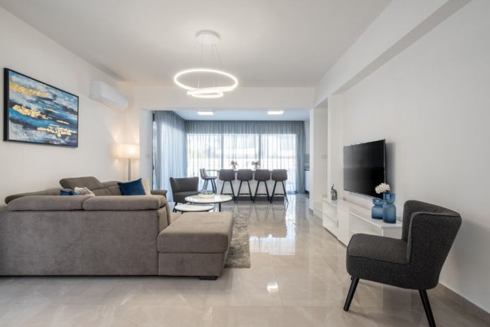 Image No.4-5 Bed Villa for sale