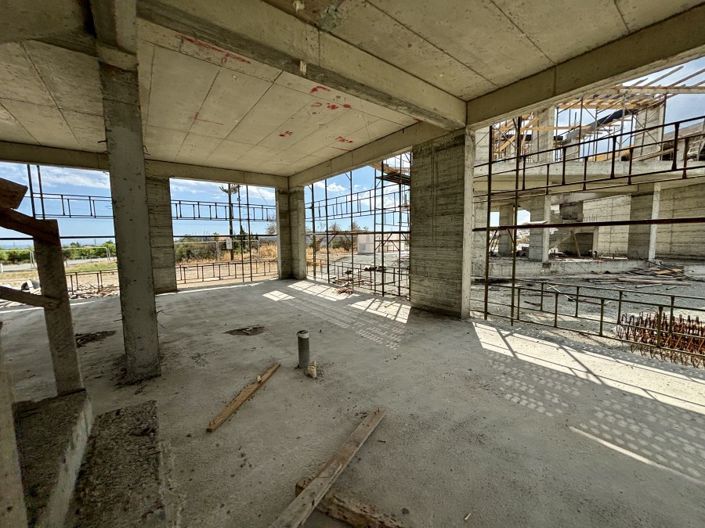 Image No.8-4 Bed Villa for sale