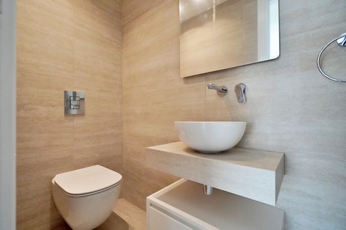 Image No.10-3 Bed Villa for sale