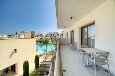 Apartment For Sale  in  Mouttagiaka