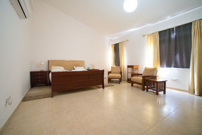 Image No.9-3 Bed Villa for sale