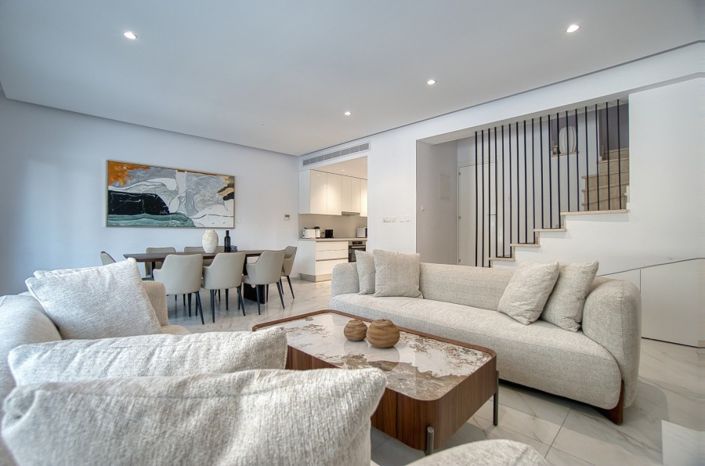 Image No.3-3 Bed Villa for sale