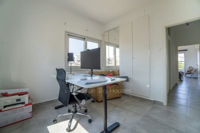 Apartment For Sale  in  Petrou & Pavlou