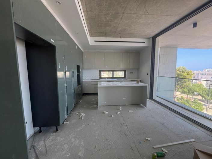 Image No.3-3 Bed Apartment for sale