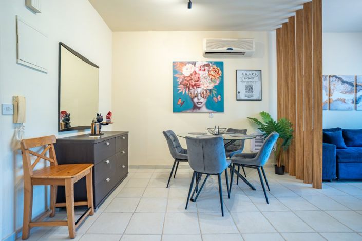 Image No.10-1 Bed Apartment for sale