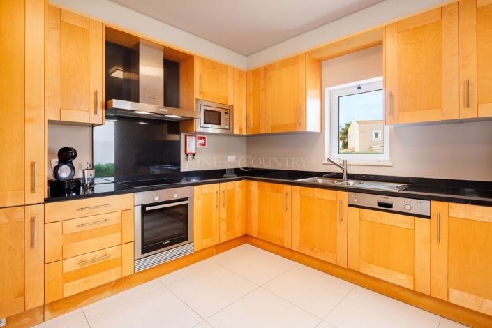 Image No.11-2 Bed Townhouse for sale