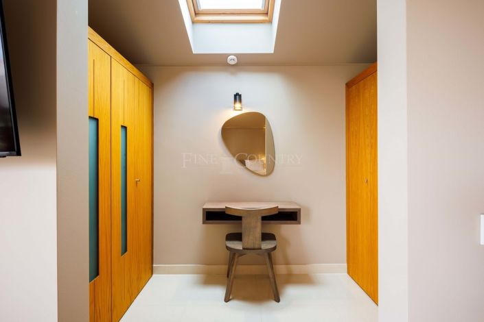 Image No.14-2 Bed Townhouse for sale