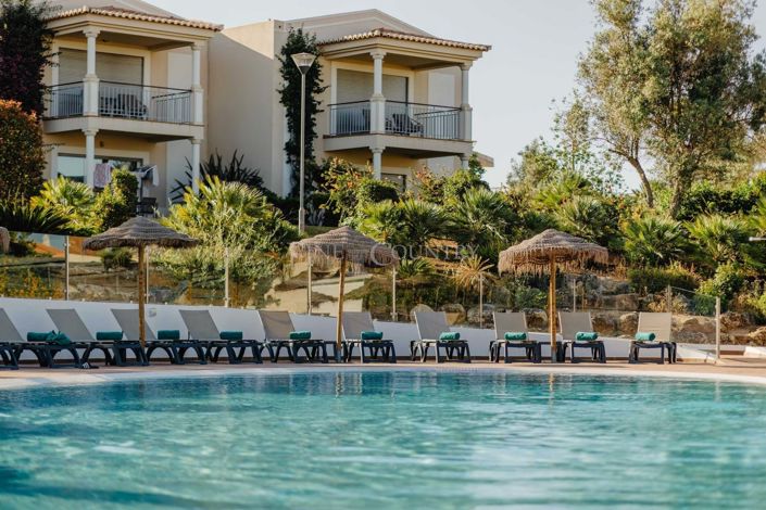 Image No.19-2 Bed Townhouse for sale