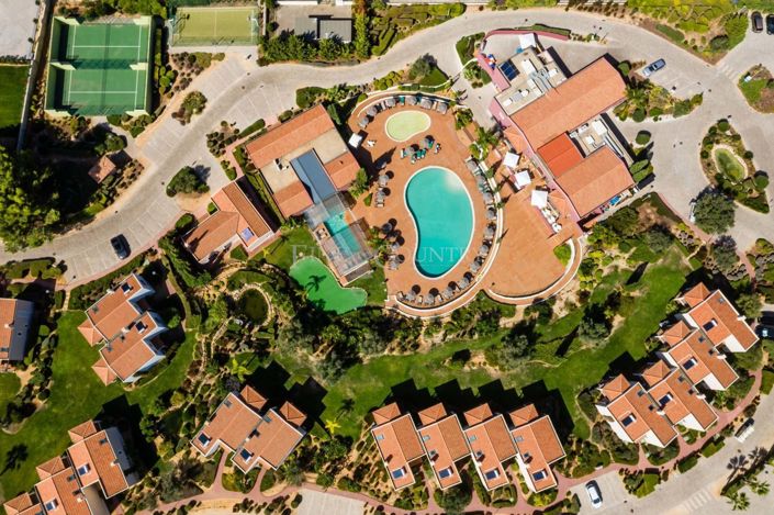 Image No.37-2 Bed Townhouse for sale